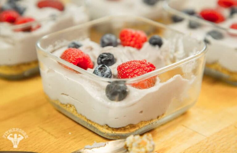Easiest Raw Vegan Cheesecake With Berries