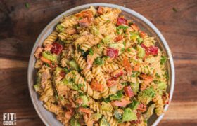 Smoked Salmon & Avocado Pasta (Macaroni) Salad Recipe